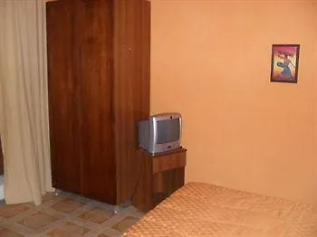 Beb Rosy Oda ve Kahvaltı