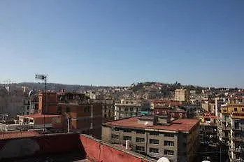 Beb Rosy Oda ve Kahvaltı