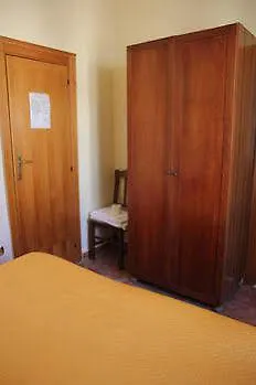 Beb Rosy Oda ve Kahvaltı